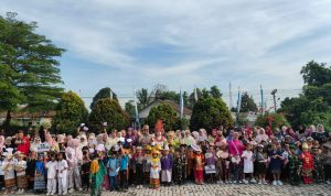 Bupati Way Kanan Lepas Karnaval PAUD Peringati Hari Kartini